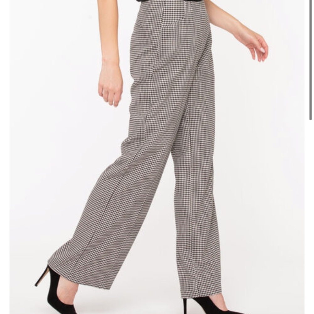 Houndstooth Wide Leg Pant